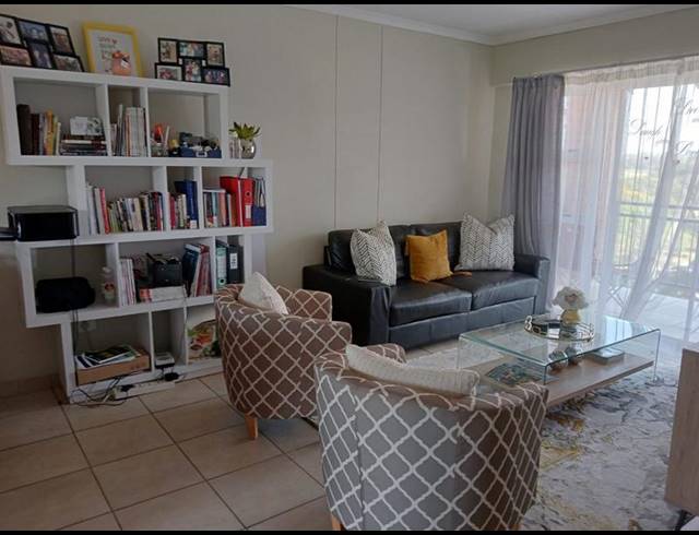 2 BEDROOM APARTMENT FOR SALE IN ANNLIN-WES